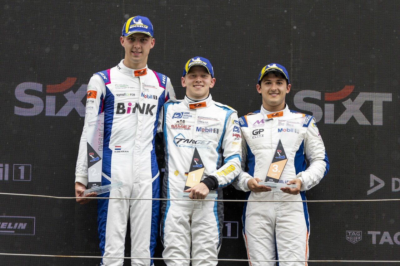 Porsche Carrera Cup | Zandvoort, Rennen 5: Janne Stiak fährt bei schwierigen Bedingungen zu seinem ersten Saisonsieg.