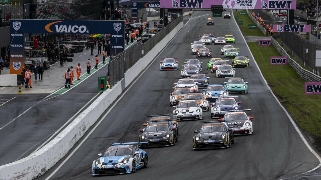Porsche Carrera Cup | Zandvoort, Rennen 5: Janne Stiak fährt bei schwierigen Bedingungen zu seinem ersten Saisonsieg.