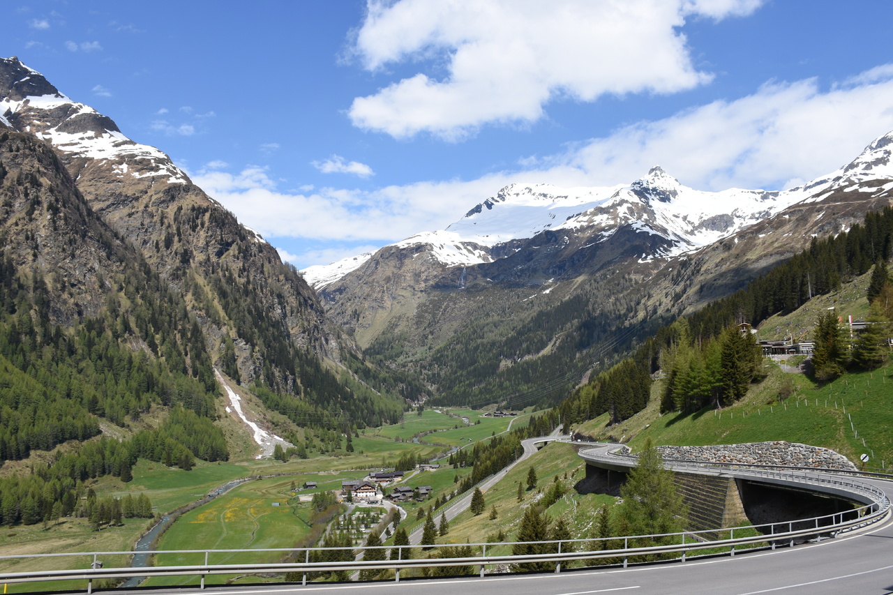 Felbertauerntunnel – ein gut ausgebauter Alpenpass als alternative Transitstrecke Richtung Italien.