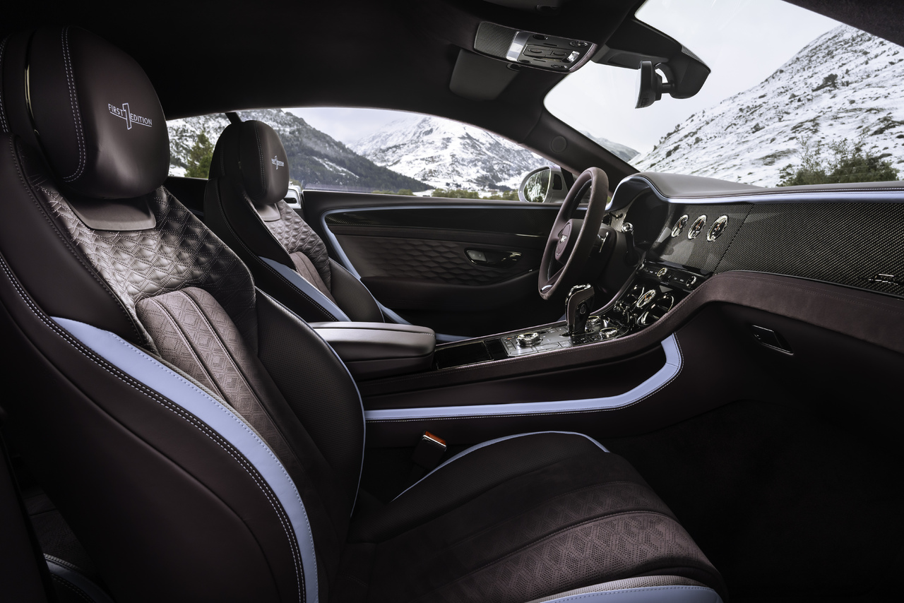 Bentley Continental GT Speed von Robb Report als „Best of the Best” für das beste Interieur ausgezeichnet.