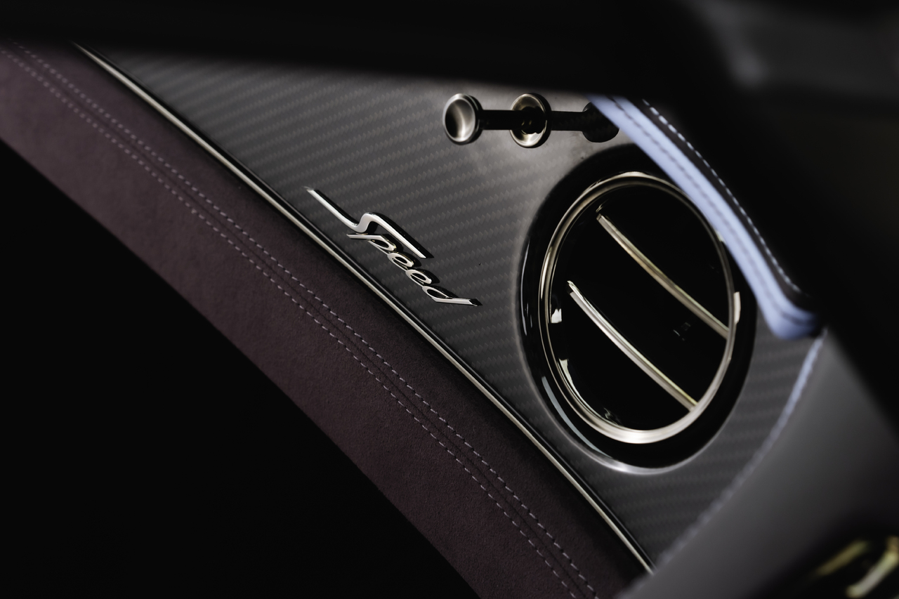 Bentley Continental GT Speed von Robb Report als „Best of the Best” für das beste Interieur ausgezeichnet.