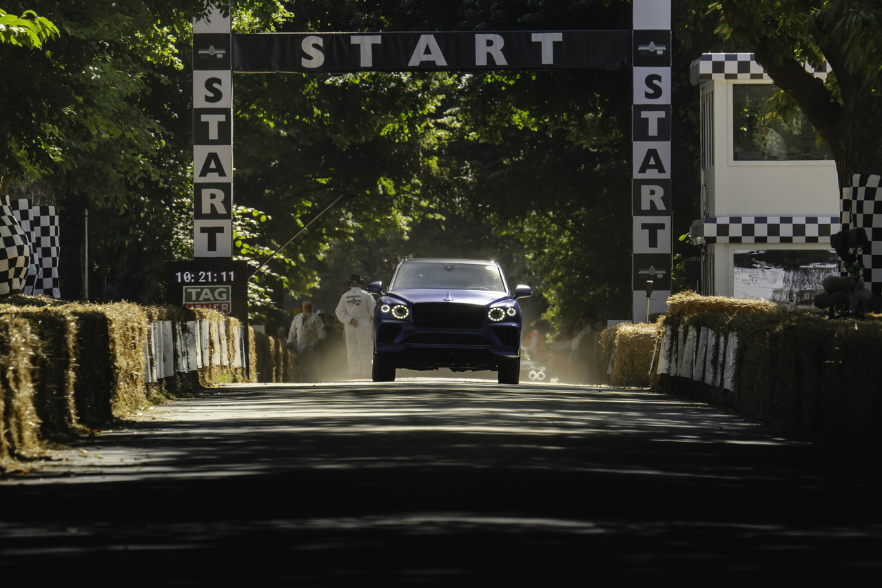 Bentayga Speed SUV Hillclimb Rekord Festival of Speed Goodwood.jpg