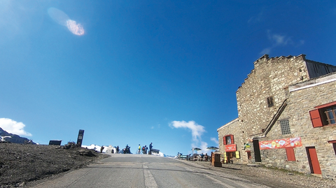 Die Passhöhe des Col de l'Iseran – 2764 Meter über dem Meeresspiegel.