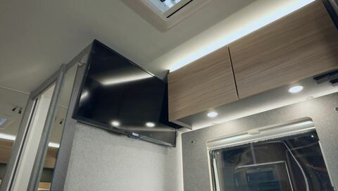 dethleffs - reisemobile - wohnmobile - globeus performance 4x4 - wohnwagen II.JPG