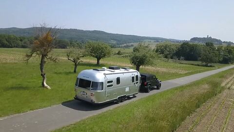 airstream germany - air stream 684 midnight flamingo - reisemobil - wohnmobil - wohnwagen.JPG