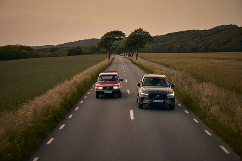 Volvo_XC60_ueberholt_den_Volvo_240_als_meistverkauftes_Modell.jpg