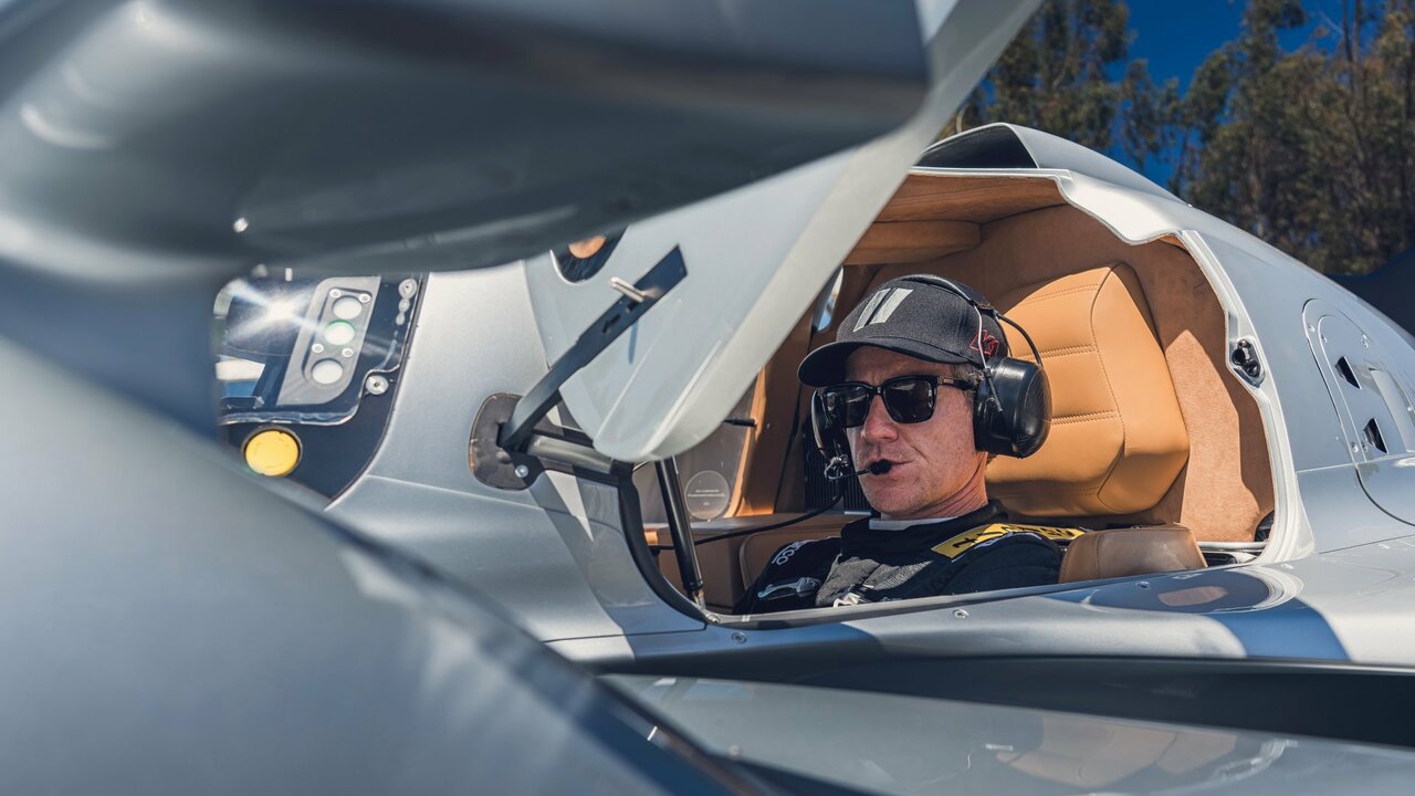 Roger Penske fährt erstmals den nach ihm benannten Porsche 963 RSP.