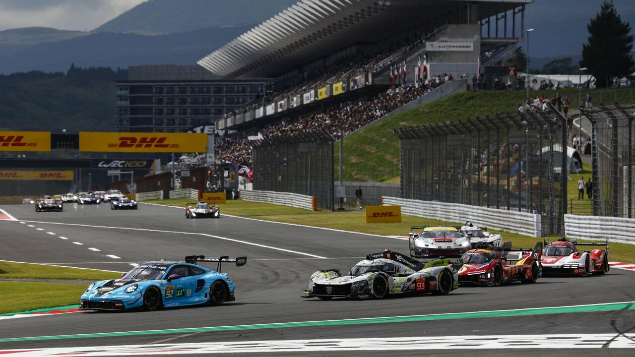 WEC 2025: Porsche hält mit Podestresultat in Fuji die WM-Titelentscheidung offen.