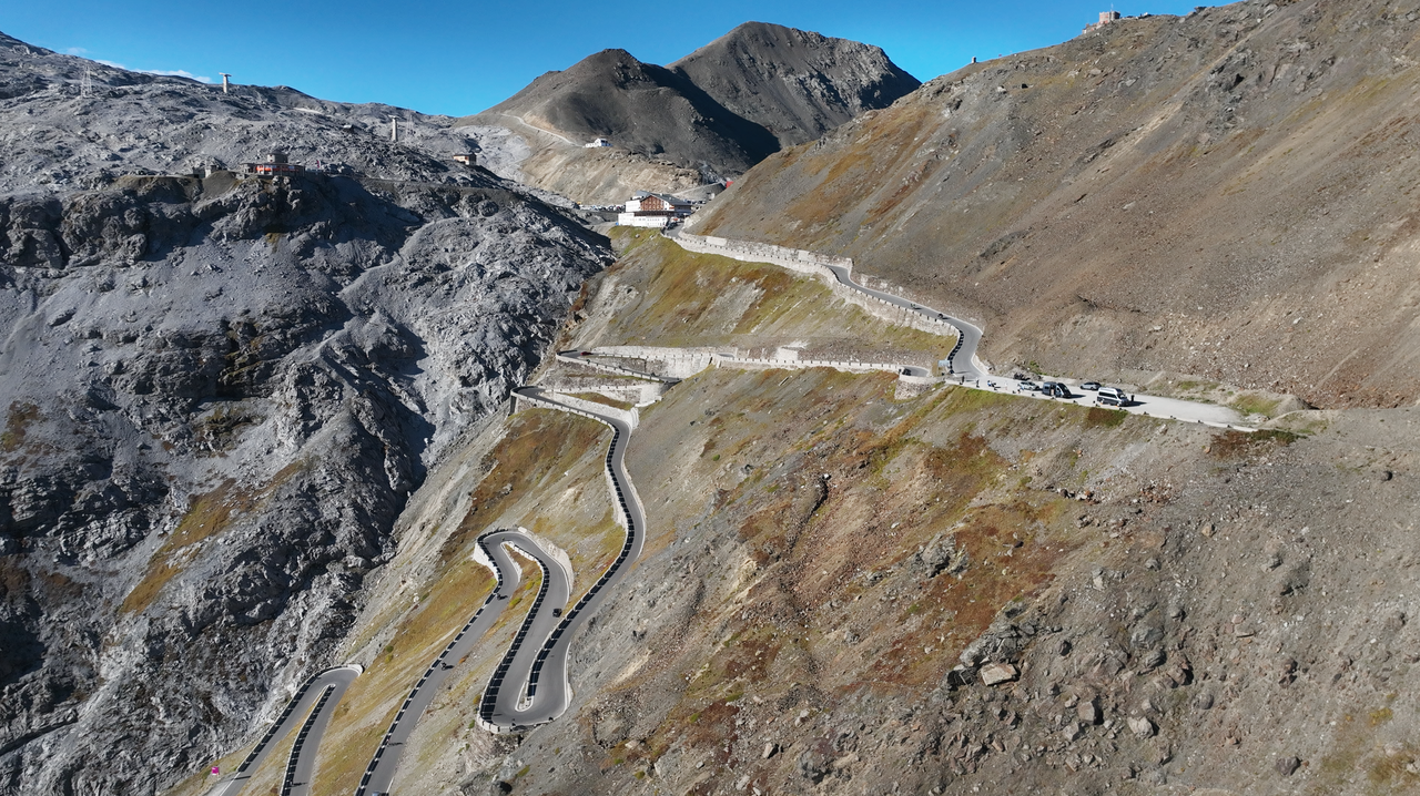 Stilfserjoch, Ostrampe, Samstags, vor 10:00 … freie Fahrt!