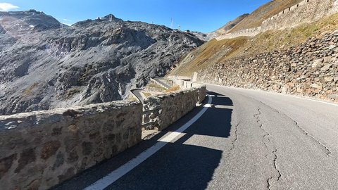 Erweiterte Infos, Bildergalerie und Touren-Tipp zum Stilfser Joch.