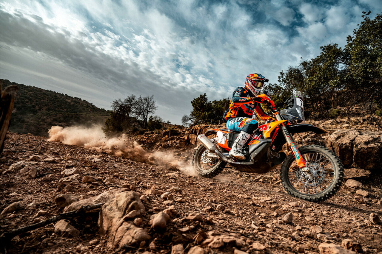 DANIEL SANDERS WIRD ZWEITER BEI DER RALLYE DU MAROC, EDGAR CANET GEWINNT DEN RALLY2 WORLD CUP.