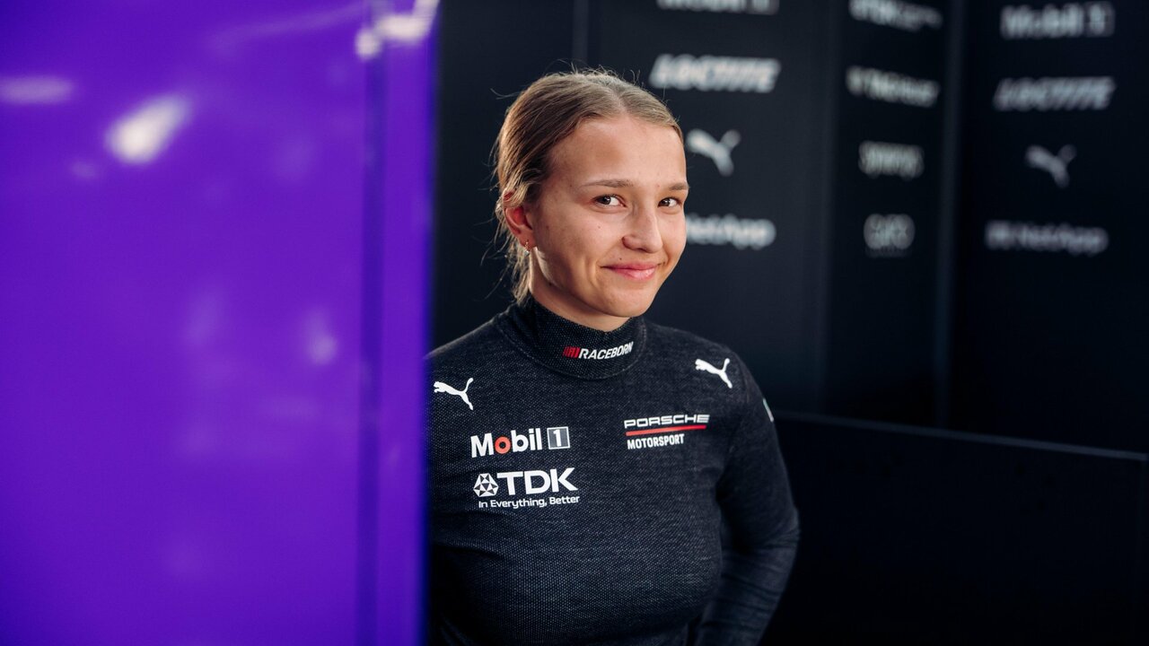 20-jährige Deutsche Schall debütiert im Porsche 99X Electric.