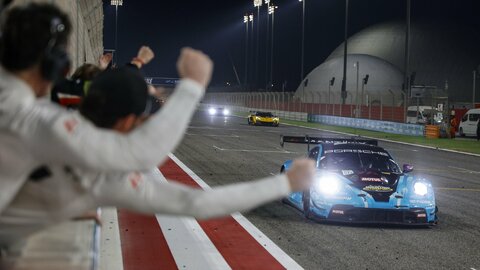 Sieger WEc 2025 Bahrain Ryan Hardwick (USA), Richard Lietz (AUT), Riccardo Pera (ITA), Porsche 911 GT3 R, Manthey 1st Phorm (#92), FIA WEC, Bahrain.jpg