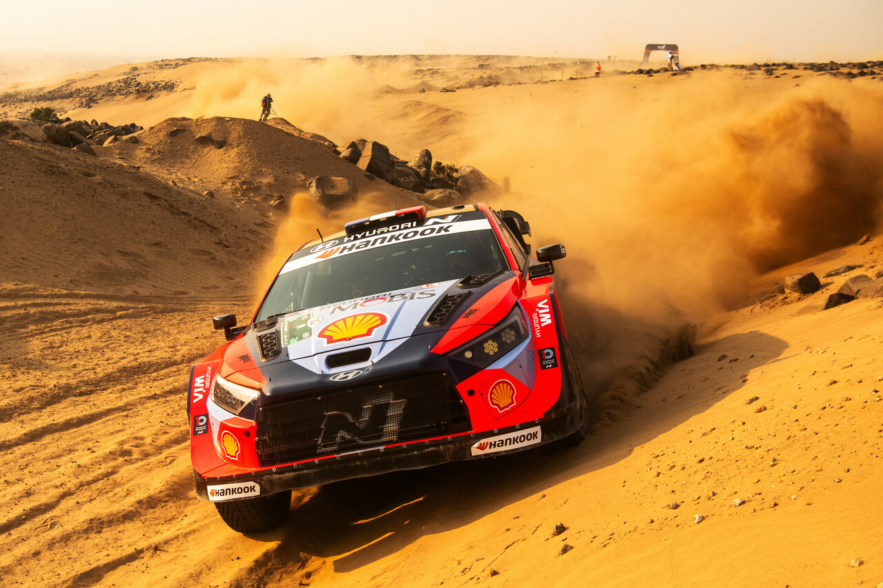 Adrien Fourmaux (FRA) and Alexandre Coria (FRA) of team HYUNDAI SHELL MOBIS WORLD RALLY TEAM.jpg