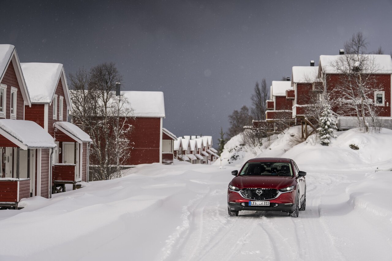 Die Kunst des Autofahrens im Winter.