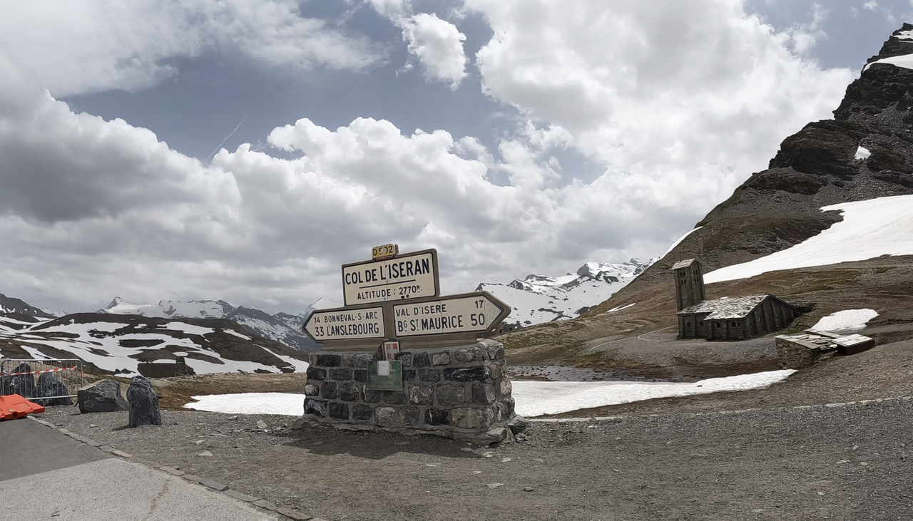 Sella-Runde in den Dolomiten – vier Klassiker oder doch fünf Alpenpässe?