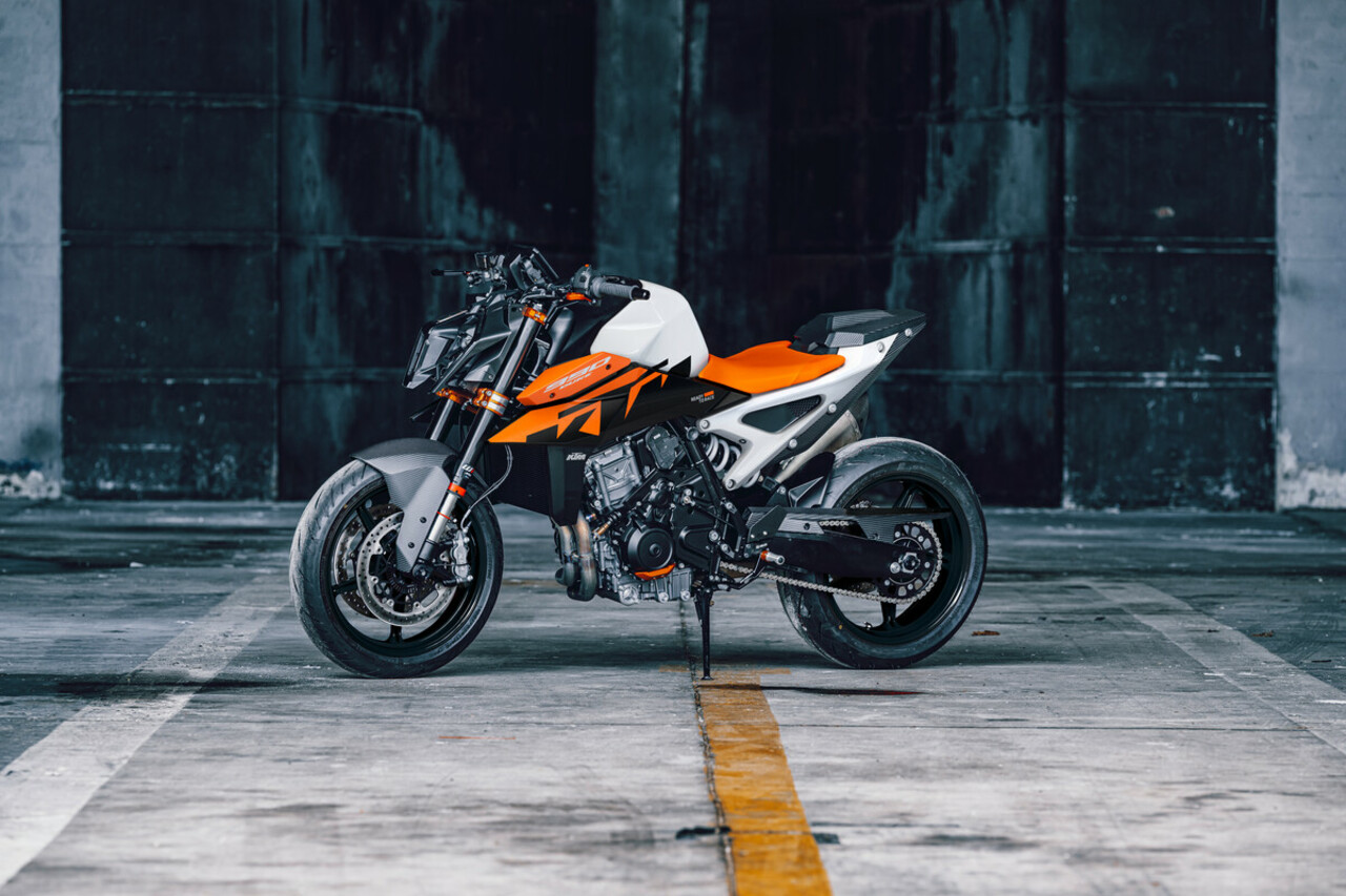 ROHE, UNGEFILTERTE NAKED-PERFORMANCE: DIE KTM DUKE 2026.