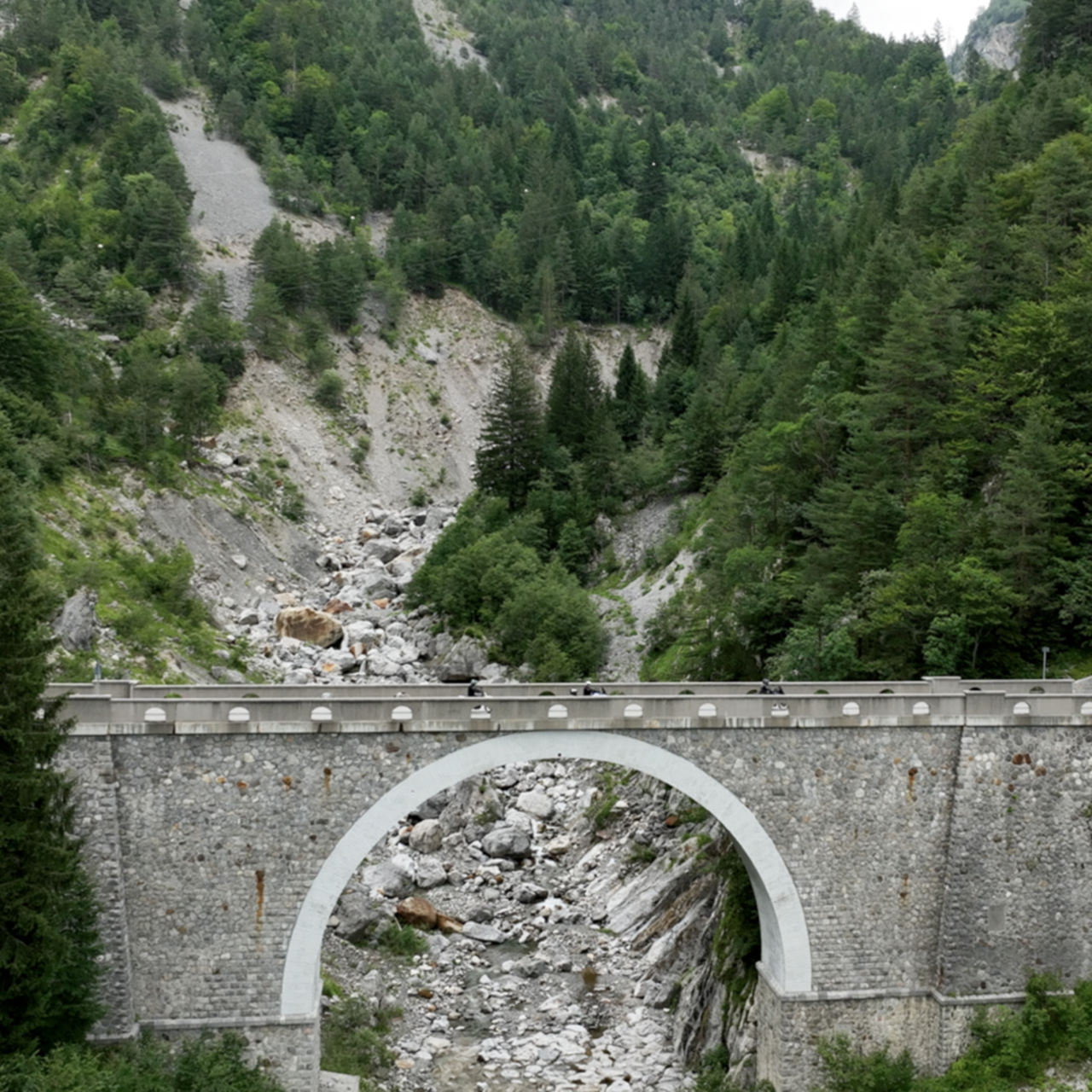 Slow Food Travel meets Alpen-Marathon Trophy.