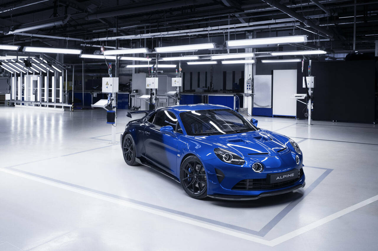 Im Zeichen der A110: Alpine auf der Retromobile 2026.