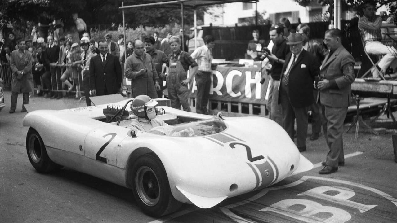 Auftakt in das Motorsportjubiläum auf der Retro Classics in Stuttgart.