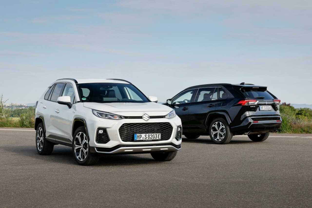 Weltpremiere: Suzuki präsentiert den neuen Across.