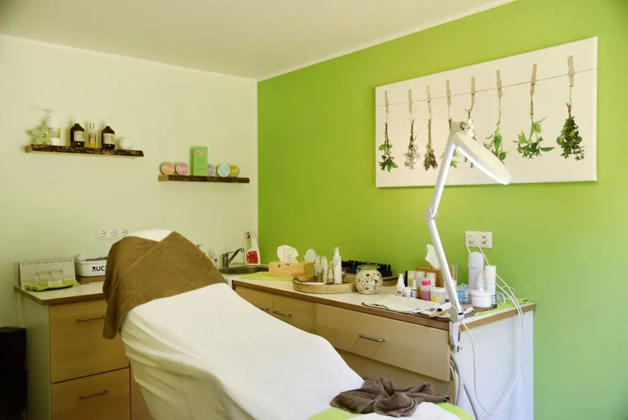 Entspannen Sie sich in unserem kleinen Wellnessbereich direkt in unserem Hotel in Kärnten