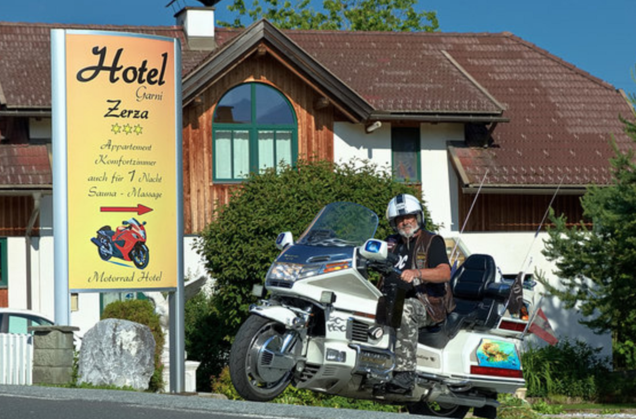 Bikerdorf Tröpolach Pension Zerza Motorradtouren Alpenpässe-Atlas.png