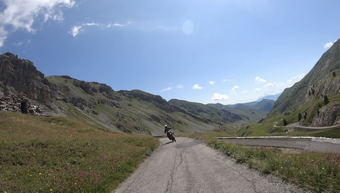 Impression von der Südrampe des Colle Fauniera.