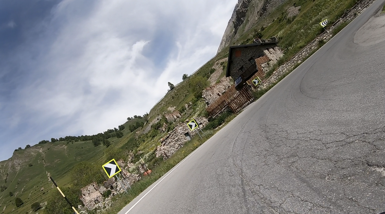 Die Ostrampe des Colle della Maddalena (Col de Larche).