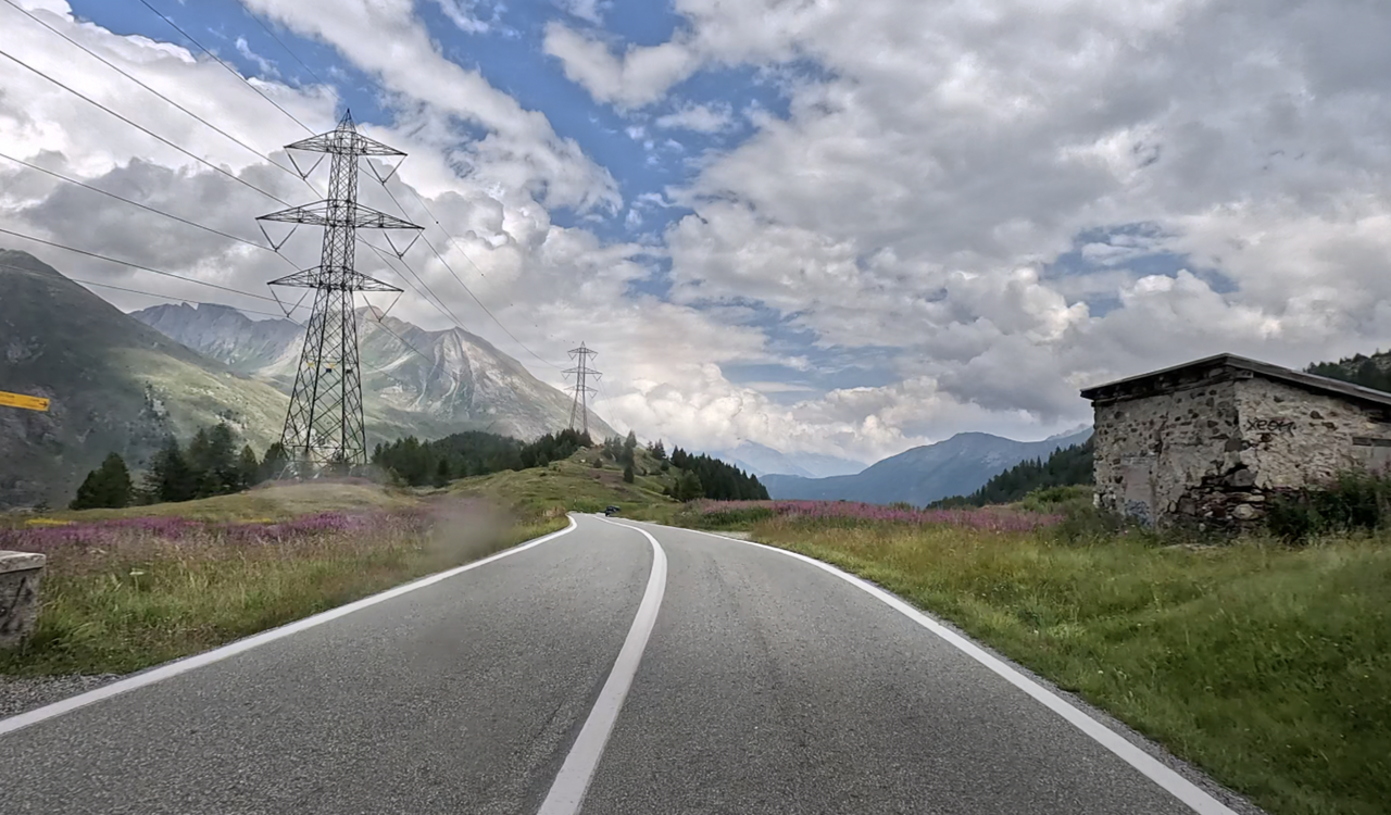 Impression von der italienischen Nordrampe des "kleinen Sankt Bernhard".