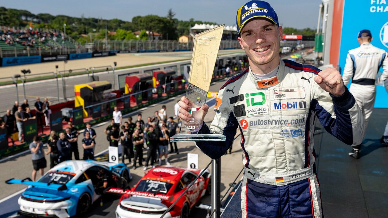 Porsche Carrera Cup 2026 | Imola: Doppelsieg für den Deutschen Theo Oeverhaus mit ID Racing.