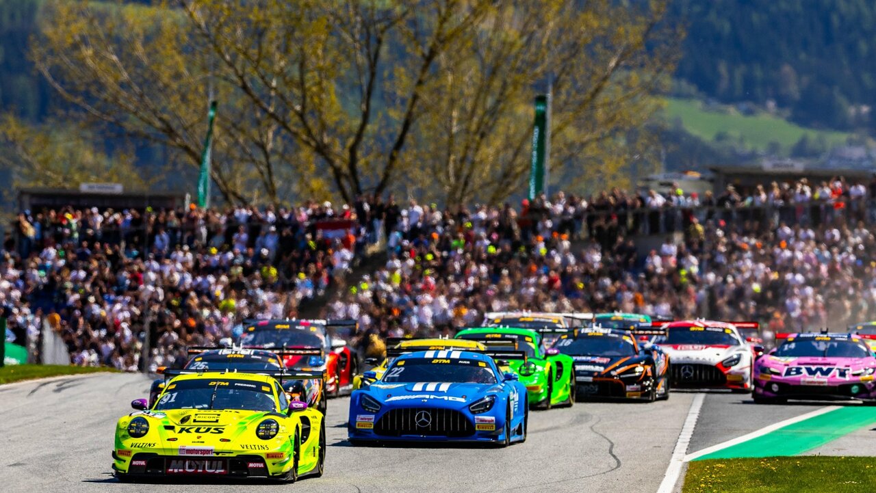 DTM 2026: Porsche-Werksfahrer Thomas Preining gewinnt Saisonauftakt.