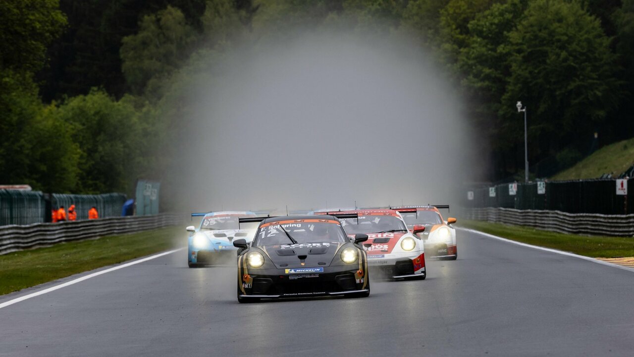 Carrera Cup 2026 | Spa-Franchorchamps: Top-Wochenende mit zwei Siegen für Porsche-Junior Schuring.