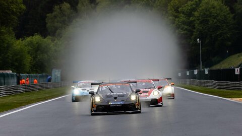 Carrera Cup 2026 | Spa-Franchorchamps: Top-Wochenende mit zwei Siegen für Porsche-Junior Schuring.