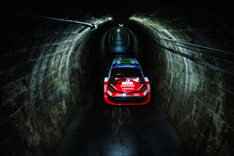 WRC 2026 Japan Rallye Elfyn Evans Freitag Führung.jpg