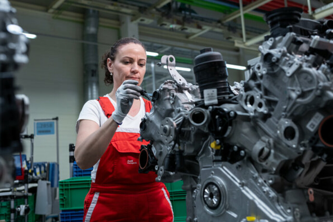 Der neue Audi RS 5: Standortübergreifende Motorenentwicklung.