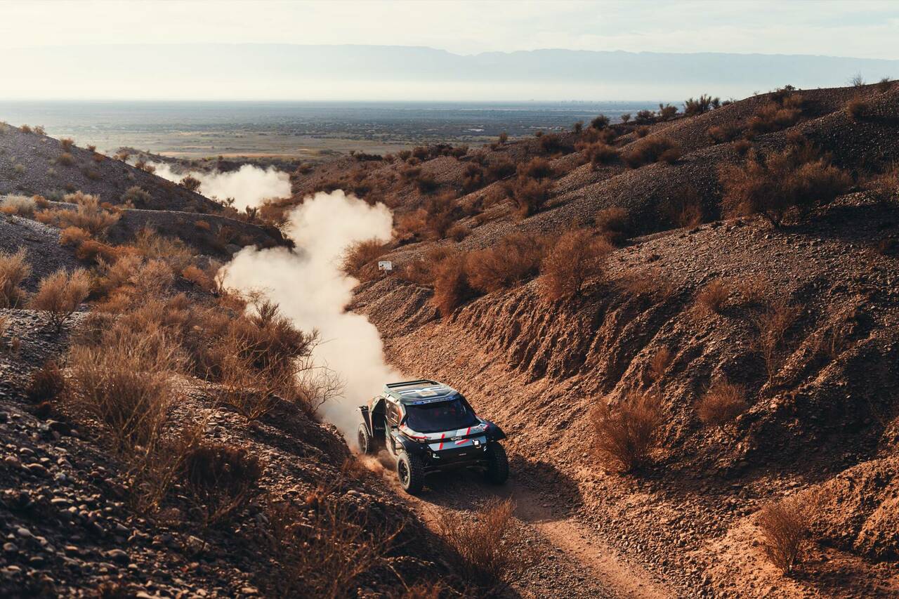 DACIA SANDRIDERS GREIFEN IN ARGENTINIEN NACH DEM PODIUM.