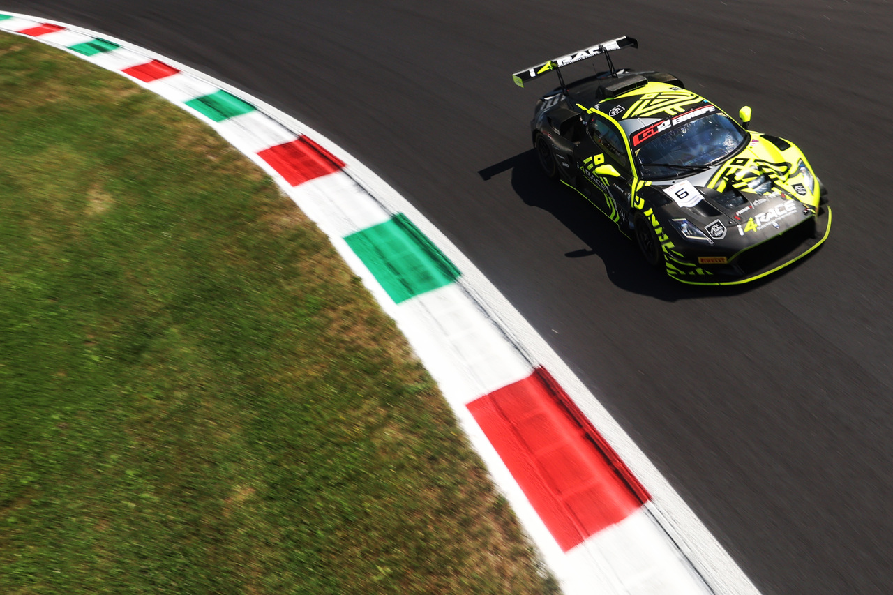 Maserati erzielt beim ersten Rennen der Saison der GT2 European Series by Pirelli in Monza einen Doppelsieg.