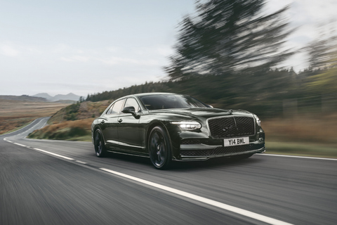 Bentley Flying Spur Limousine  Flagschiff Handwerkskunst.jpg