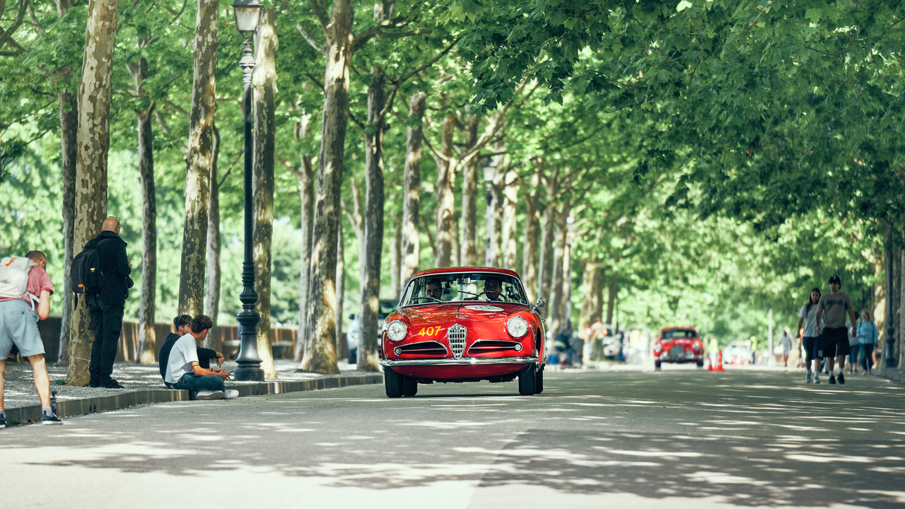 Alfa Romeo setzt seine unangefochtene Dominanz bei der 1000 Miglia fort.