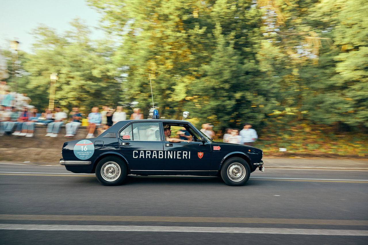 Alfa Romeo setzt seine unangefochtene Dominanz bei der 1000 Miglia fort.