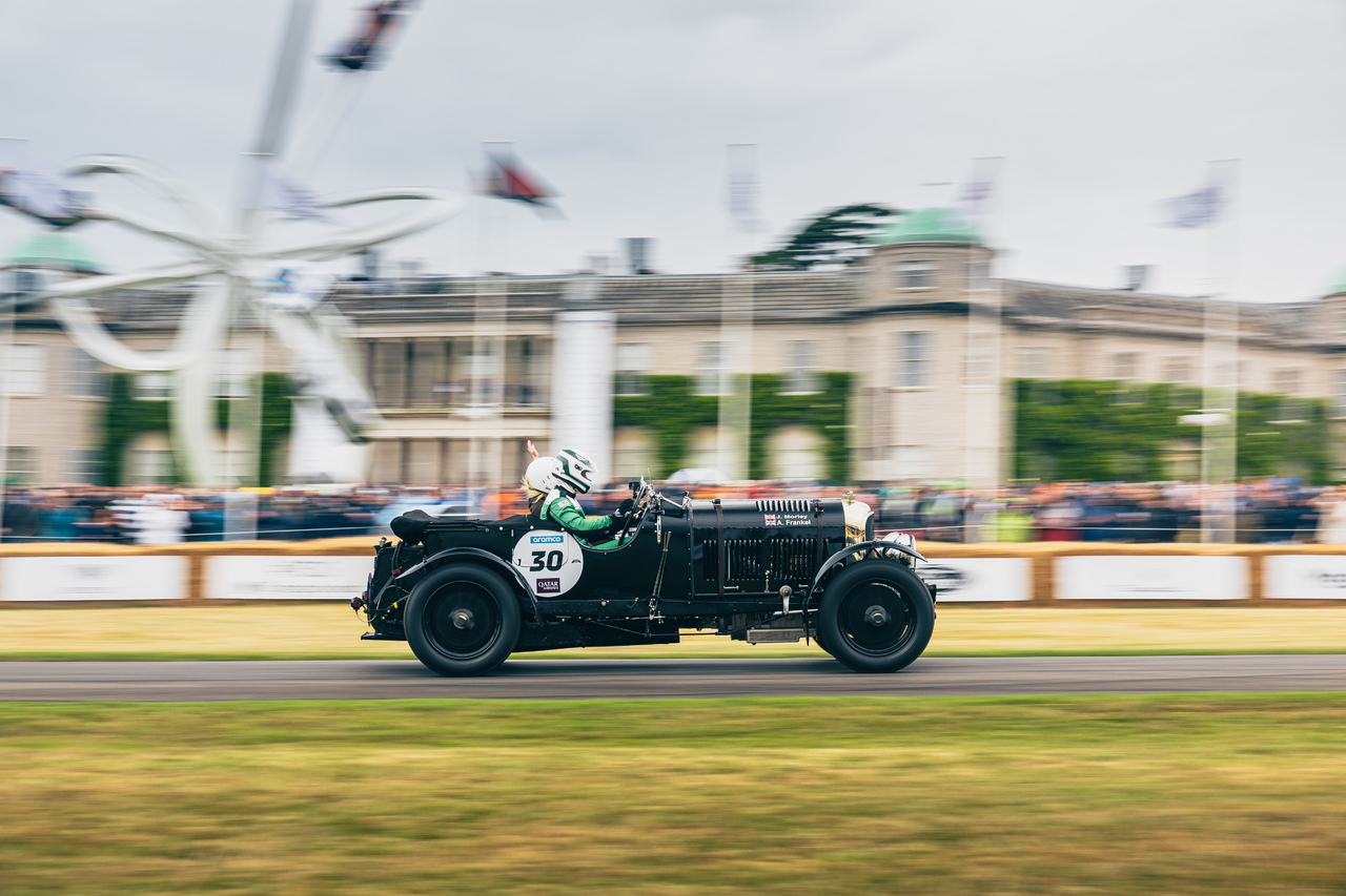 Bentleys Präsentation der überarbeiteten Modelle in Goodwood.