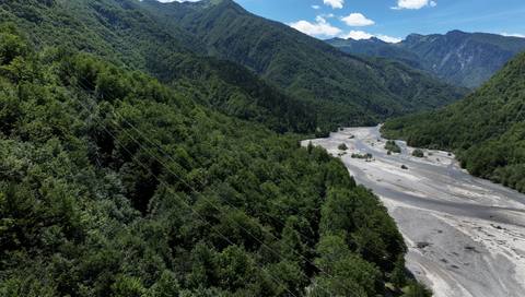 Das Tal des Tagliamento in westlicher Richtung – der letzte große Wildwasserfluss in den Alpen.