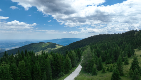 Impression von der Südseite des Alpenpasses "Altes Almhaus".