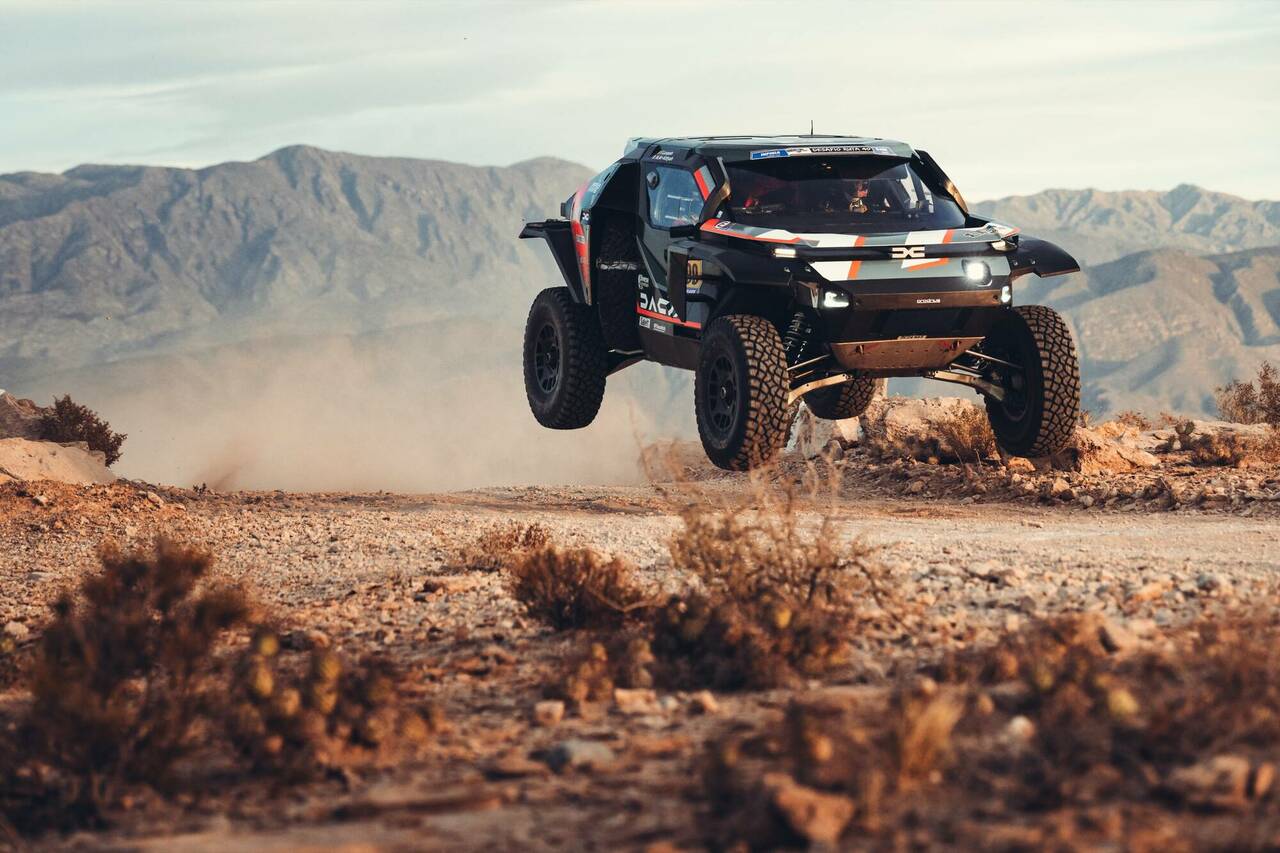 Die Dacia Sandriders führen die W2RC-Weltmeisterschaft an.