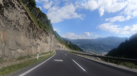 Blick auf der Nordrampe Richtung Trieben.