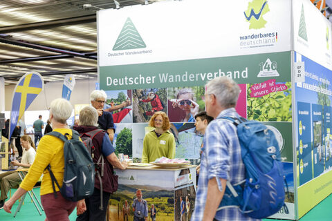 CARAVAN SALON 2026 begeistert mit Destinationen in nah und fern .