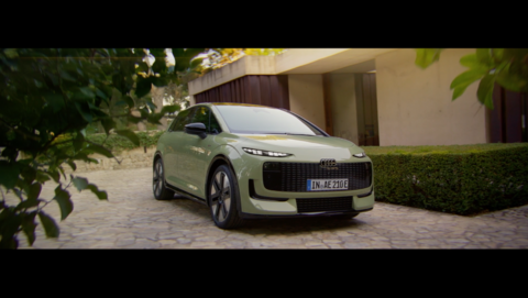 audi A2 E-tron Frontansicht pistaziengrün.png