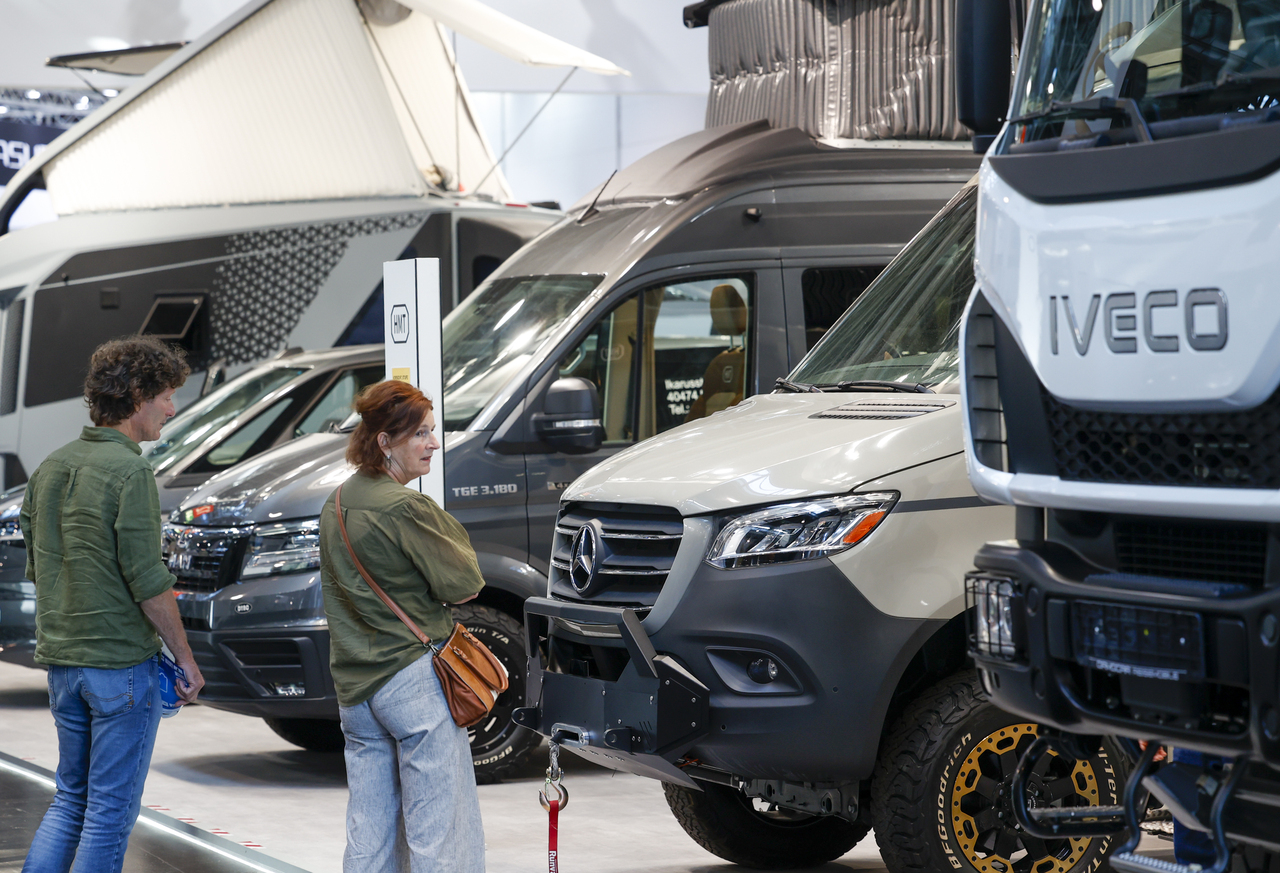 Mobile Freizeit begeistert: Erneut über eine Viertelmillion Besucherinnen und Besucher auf dem CARAVAN SALON 2026 .