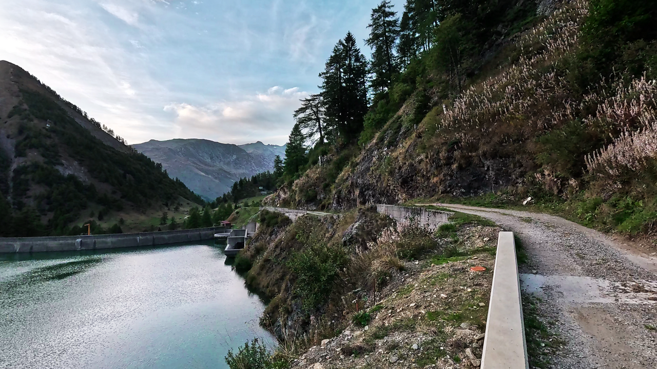 Kann man mit Google Maps Motorradtouren planen?